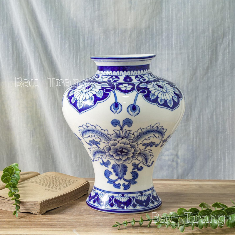 Blue and White Ceramic Vase Featuring Traditional Peony Motifs