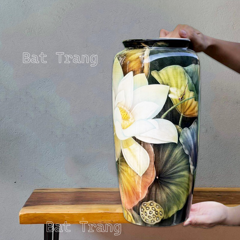 Lotus ceramic black vase from Bat Trang