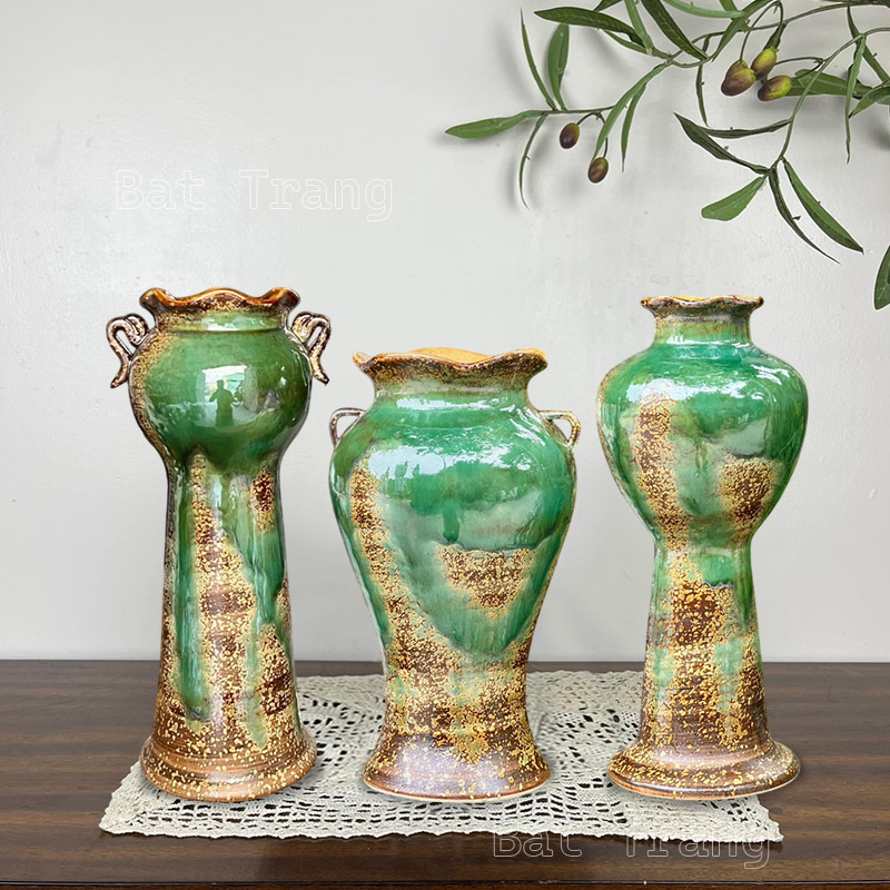 Brown Flower Vase Set – A Touch of Nature in Ceramic Art