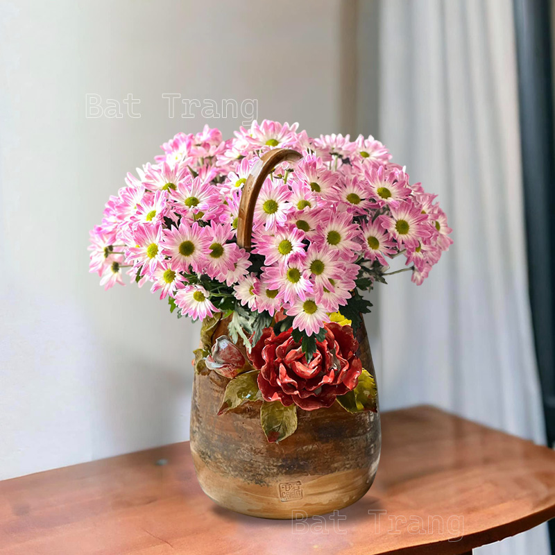 Handbag Flower Vase with Pink Chrysanthemums – A Beautiful Tabletop Decor Piece