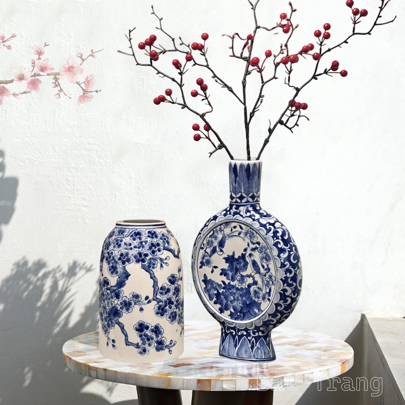 Blue and White Moon Flask Ceramic Vase – Modern Meets Classic Decor Piece