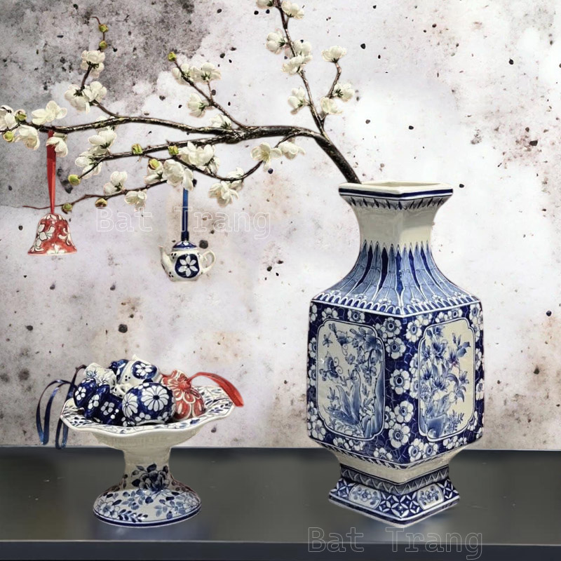 Blue and White Vietnamese Porcelain Vase, Flower Vase, Vintage Style