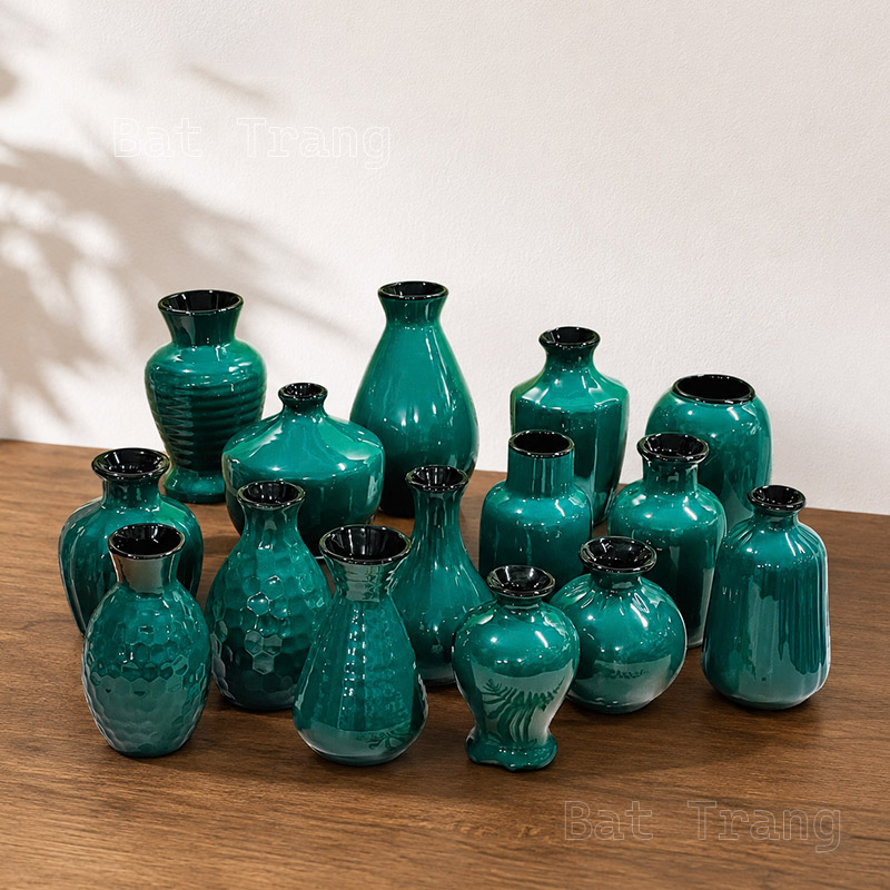Deep Teal Ceramic Vase with Timeless Modern Elegance