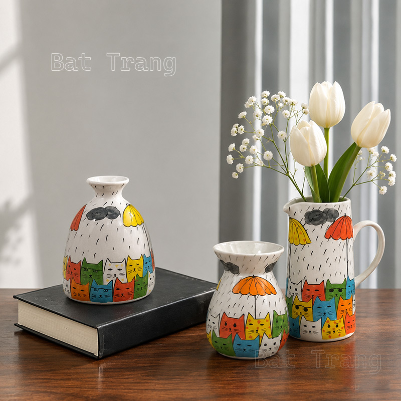 Handmade Cat Flower Vase for Cat Lovers & Decor Enthusiasts