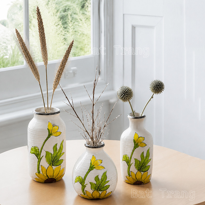 Tiny Ceramic Bud Vases, Small Vases With Dried Flowers